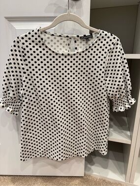 Adrianna Papell White Polka Dot Smocking Puff Sleeve Top, Size Small